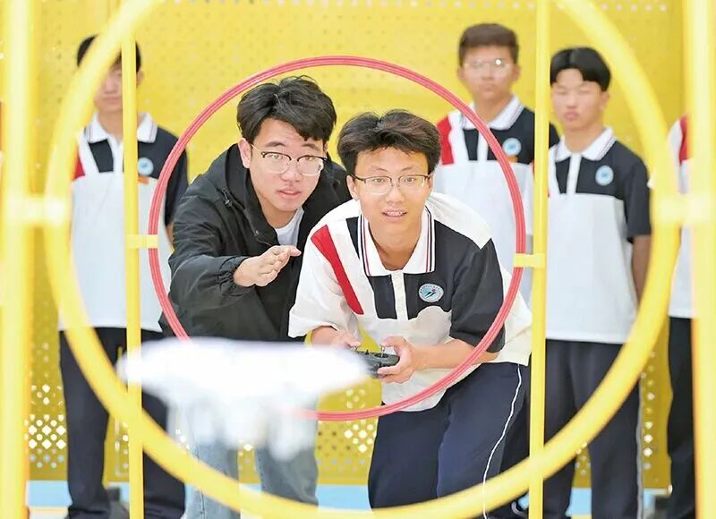 1764295200834048706.jpg 微信图片_2025-11-28_095921_197.jpg